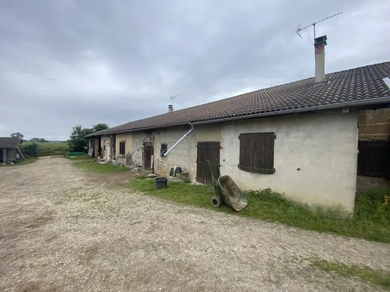 Longère avant ravalement